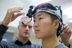 CEHS student in Exercise Lab